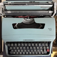 Macchina da scrivere OLIVETTI Lettera 32 FUNZIONANTE