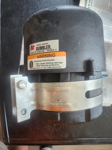 Federal signal rumbler low - rumbler,