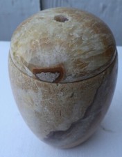 Onyx brush holder amphora