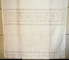 Pregiata tenda in lino con