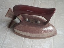 ANTICO VECCHIO FERRO DA STIRO