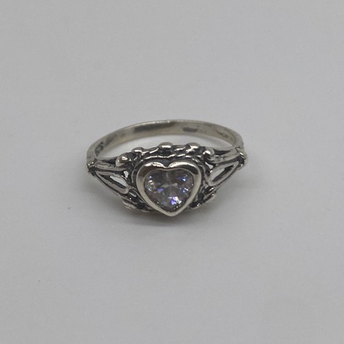 Anello con strass cuore bianco