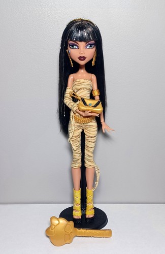 Read monster high gold - monster,