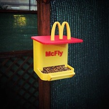 Mangiatoia per uccelli pivelli