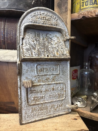 Antica fessura porta cassetta