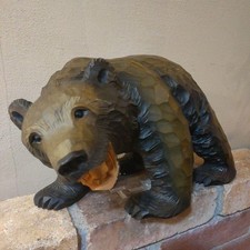 Nakaisaku Toyako scultura orso