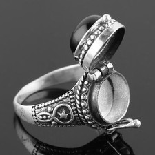 Anello veleno fatto a mano con
