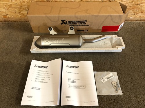 Akrapovic scarico marmitta