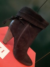 Tronchetti Nuovi Vera Pelle