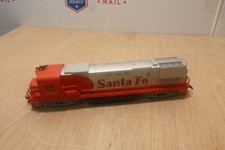 Mehano Trains HO Nice! Santa
