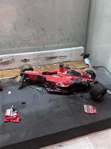 Diorama ferrari 2004 - diorama,