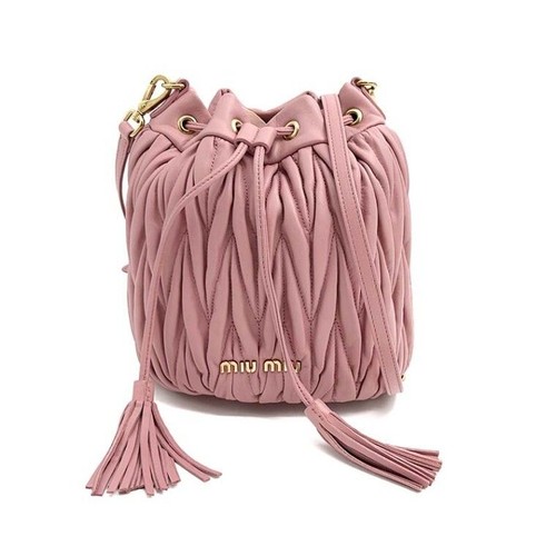 Miu matelasse bucket bag - miu,