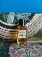 "CHANEL" "N 19", Eau de toilette (EDT), 4,5 ml, Miniatura vintage.