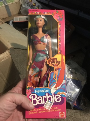 Barbie bambola hawaiana