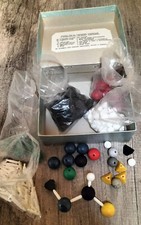 VECCHIO GIOCO di  COSTRUZIONI MOLECOLE ATOMI MODELLI MOLECOLARI CHIMICA ORGANICA