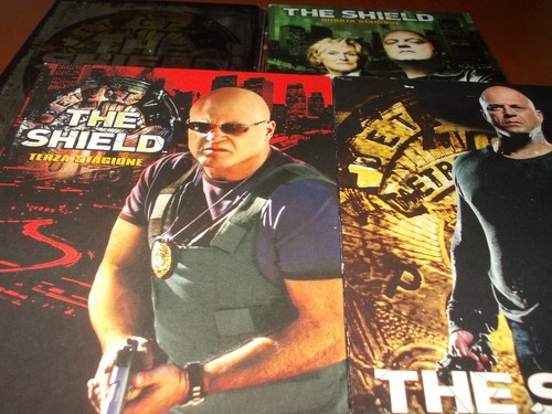 The shield stagioni 3 - 1,