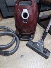 Aspirapolvere Miele Completo