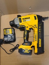 Dewalt Nailgun 18V Chiodatrice