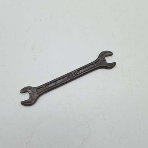 Lario wrench de tomaso - de,