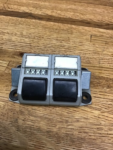 Contatore manuale doppia - , cella