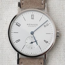 NOMOS GLASHÜTTE Tangente