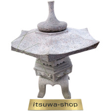 Lanterna in pietra Yukimi in