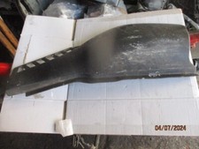 FLANC DE SELLE DROITE  600 XT 2KF