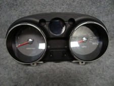 Kombiinstrument Nissan