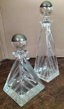 Coppia Decanter Bottiglie da Liquore di Forma Piramidale Cristallo e Argento 800