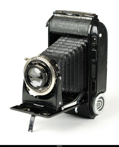 Fotocamera voigtlander bessa - ,