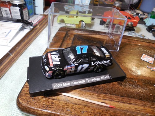 2000 matt kenseth black - #17,