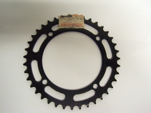 Corona originale yamaha 400 - yamaha, xt