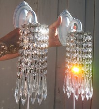 2 Applique vintage Spagna ottone shabby bianco fontana cascata cristallo lampade prisma