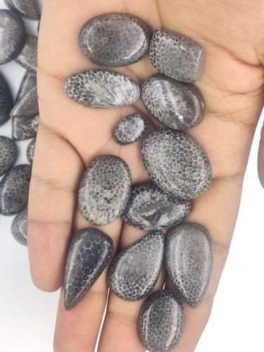 Cabochon pietra preziosa