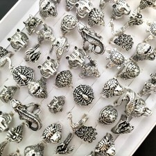 Anello testa animale stile