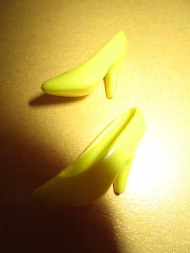 1064 antiche scarpe barbie - antiche,