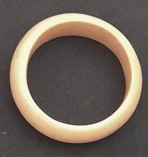 Bracciale bangle osso anni '80, diam. int. cm. 6,15, est. cm. 7,5, altezza cm. 2
