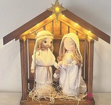 Presepe uncinetto, natività