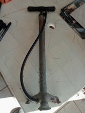 pompa d'epoca in ottone per