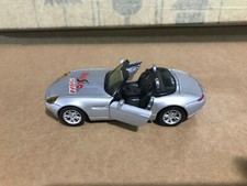 BMW Z8 - SCALA 1/38 - MAISTO