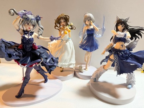 Lotto pezzi figurine ragazze - 4,