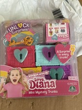 Love Diana Mini Mystery Trunks
