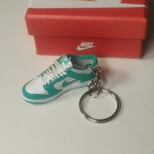 NIKE SB DUNK LOW FREDDY