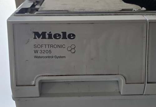 Maniglia cassetto detersivo