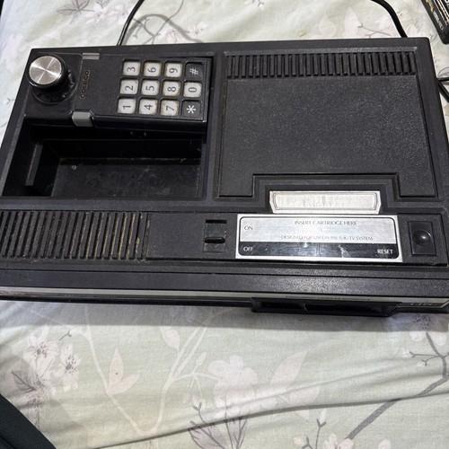 Console cbs colecovision - +, un