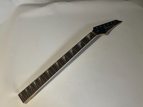 2000 coreano ibanez - ibanez, rg320dx