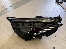 Faro anteriore destro Nissan