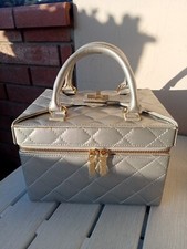 La Prairie Beauty Case argento con manici cerniera oro bauletto vintage anni '90