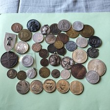 43 Medaglie e gettoni anche