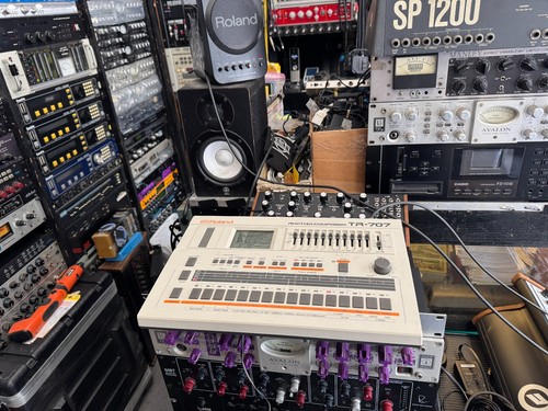 Roland 707 rhythm composer - roland,